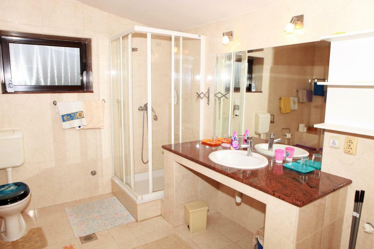 קארלובץ Apartmani Kristanic מראה חיצוני תמונה