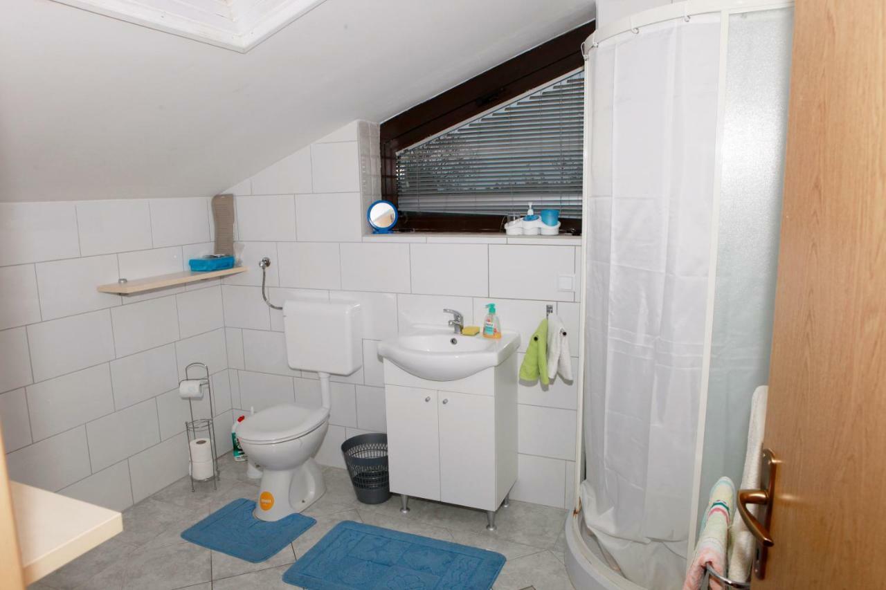 קארלובץ Apartmani Kristanic מראה חיצוני תמונה